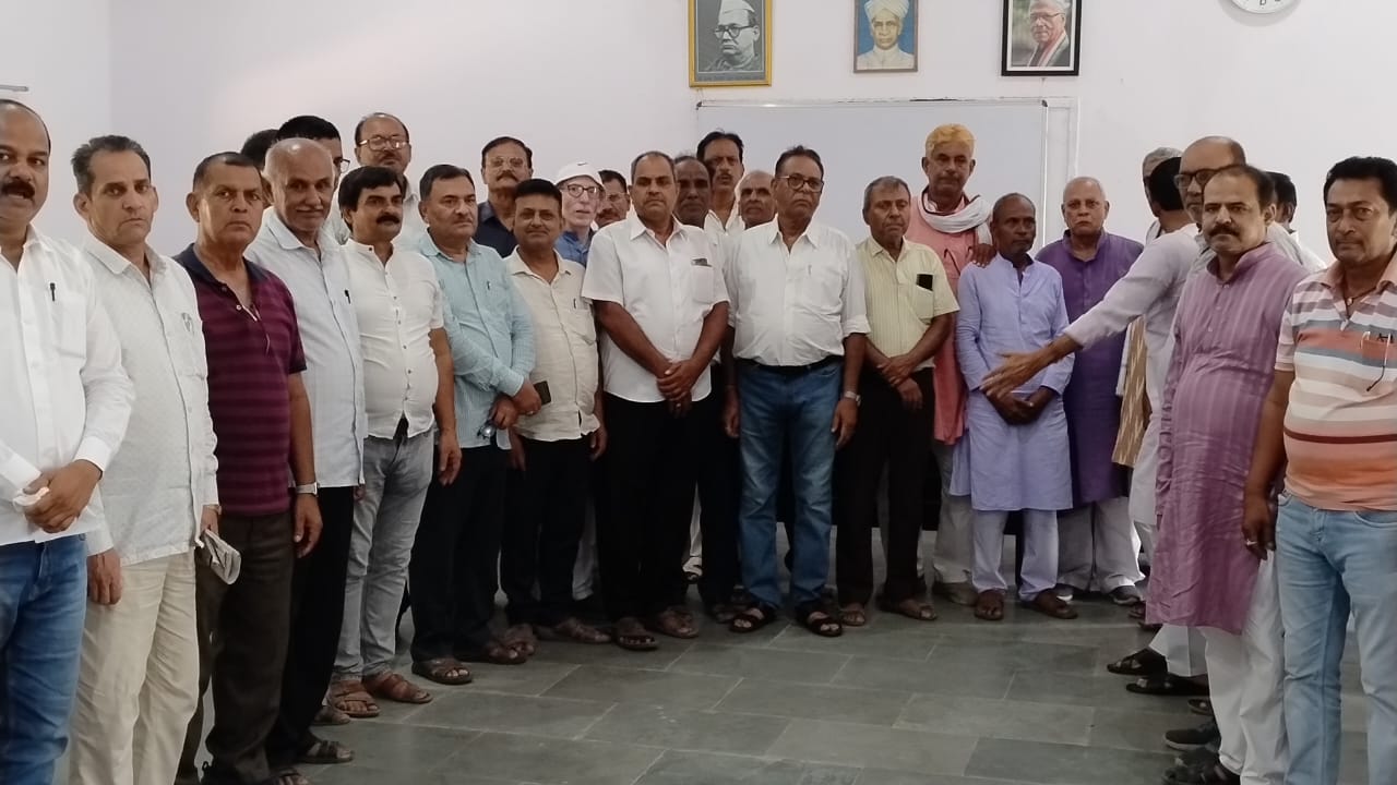 संबद्ध अनुदानित महाविद्यालय के शिक्षक विश्वविद्यालय में करेंगे चरणबद्ध आंदोलन