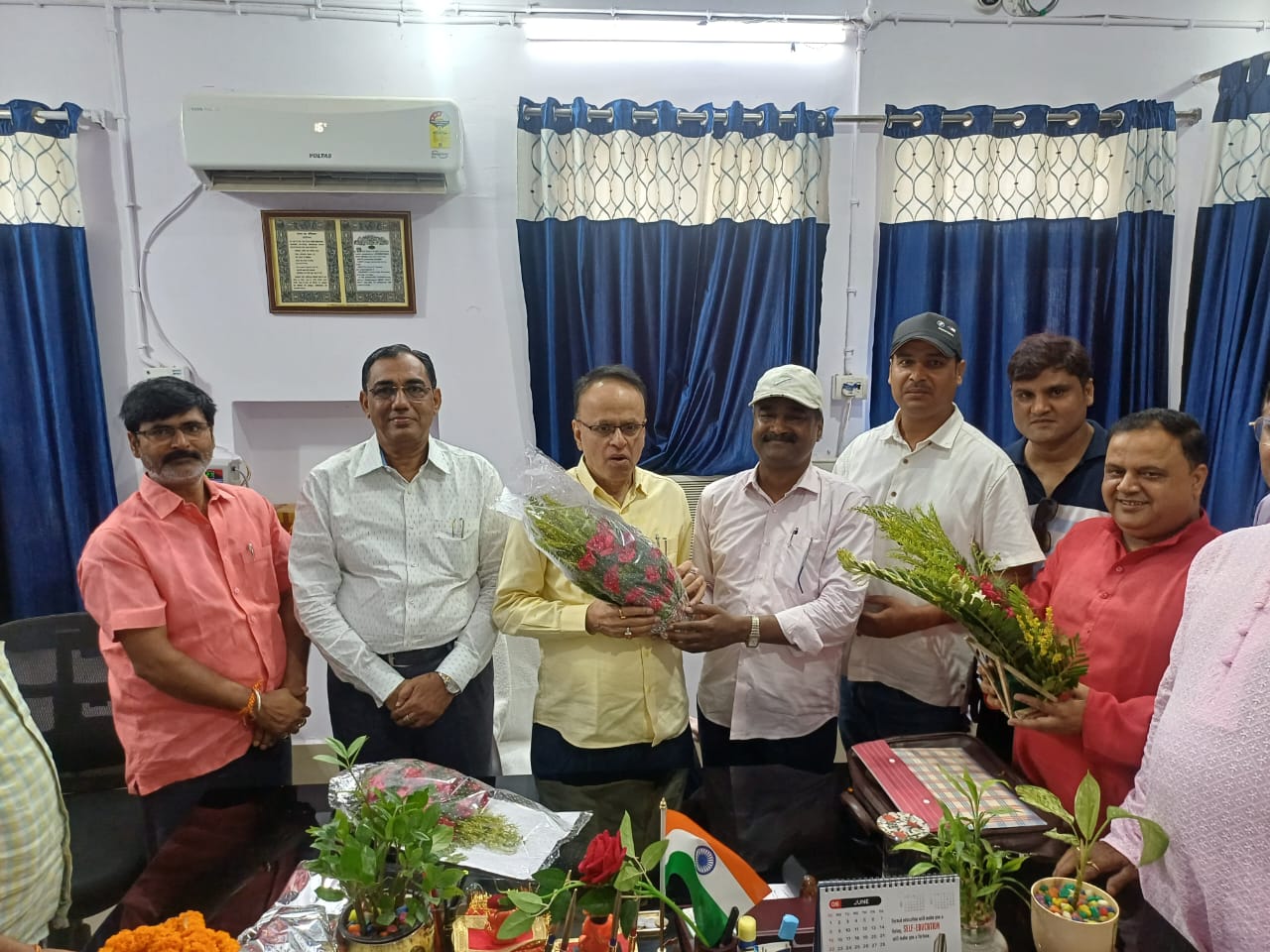  डॉ समीर कुमार शर्मा न बीआर अंबेडकर बिहार विश्वविद्यालय के कुलसचिव का पदभार ग्रहण किया। 